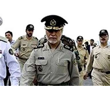 فرمانده کل ارتش از یادمان شهید چمران در دهلاویه بازدید کرد