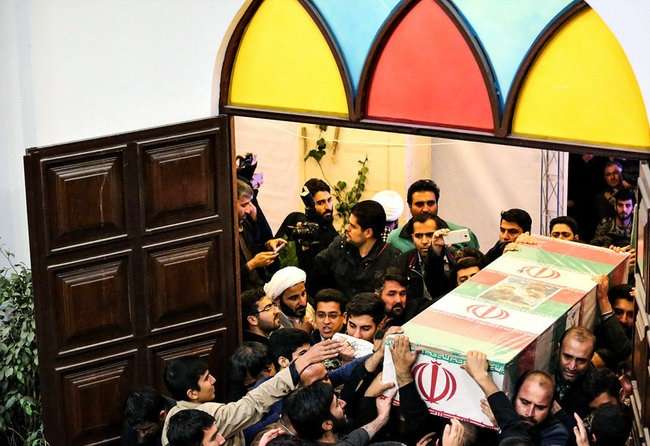 مراسم وداع با پیکر مطهر 8 شهید گمنام در مشهد برگزار می شود